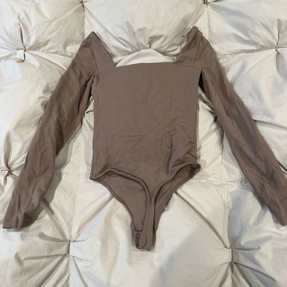 Aritzia Bodysuit - Picture 3 of 3